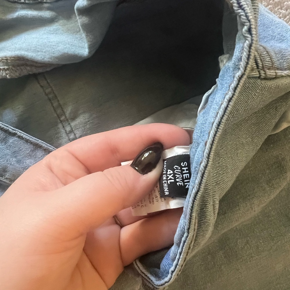 WOMENS JEANS